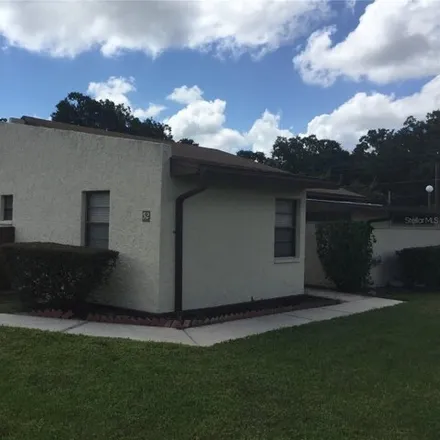 Image 2 - 1861 Willow Point Drive, Lakeland, FL 33801, USA - House for sale