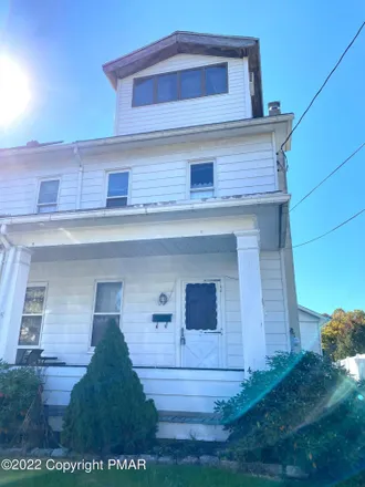 Image 1 - 489 Broad Street, Pen Argyl, Northampton County, PA 18072, USA - Duplex for sale