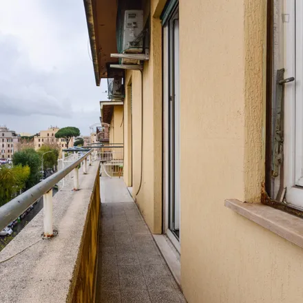 Image 8 - Todis, Via Federico Ozanam, 15, 00152 Rome RM, Italy - Room for rent