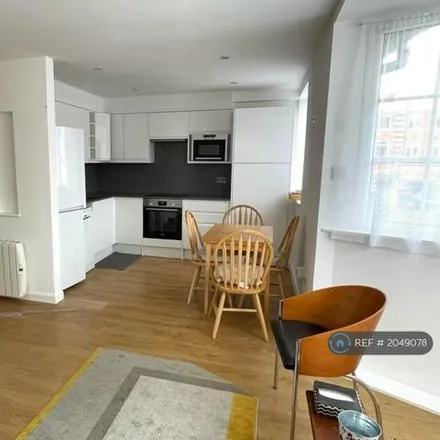 Rent this 2 bed apartment on Alyth Gardens in London, NW11 7EN