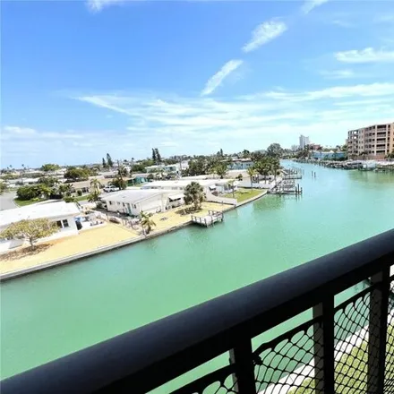 Rent this 2 bed apartment on 115 116th Avenue in Treasure Island, Pinellas County