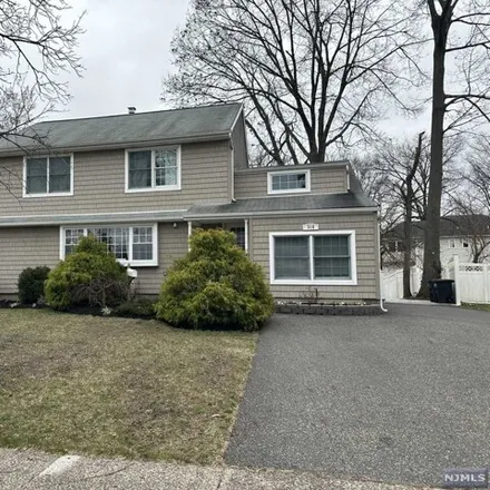 Image 1 - 316 Jordan Road, New Milford, NJ 07646, USA - House for sale