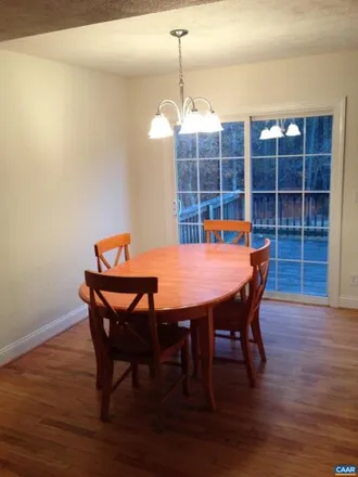 Image 3 - 130 A Longwood Drive, Charlottesville, VA 22903, USA - House for rent