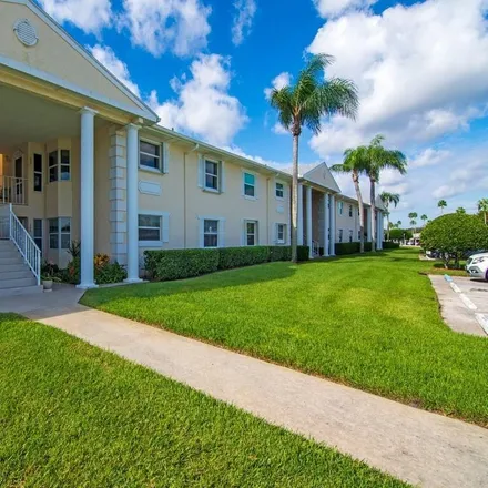 Buy this 2 bed townhouse on 387 North Grove Isle Circle in Florida Ridge, FL 32962