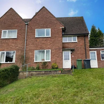 Rent this 5 bed duplex on Wavell Way in Winchester, SO22 4EG