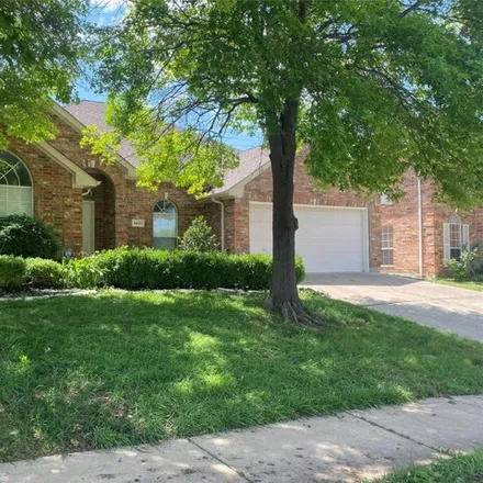 Buy this 4 bed house on 9430 Vista Circle in Irving, TX 75063
