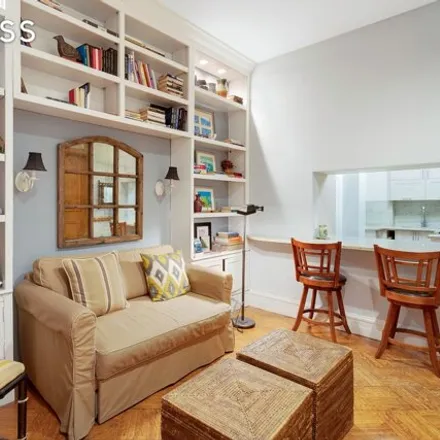 Image 3 - 55 East 76th Street, New York, NY 10021, USA - Apartment for sale