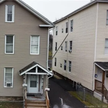 Rent this 3 bed apartment on 88 Mather Street in Hartford, CT 06120