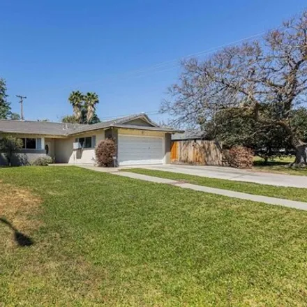 Buy this 3 bed house on 3100 Maywood Drive in Bakersfield, CA 93306