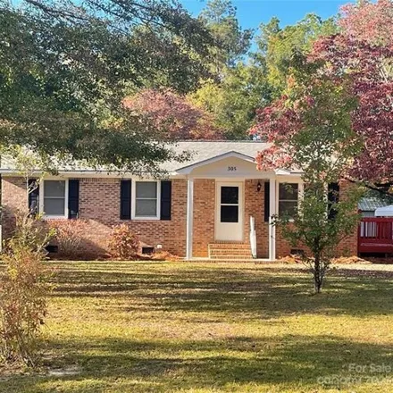 Buy this 3 bed house on 285 Spring Street in Bethune, Kershaw County