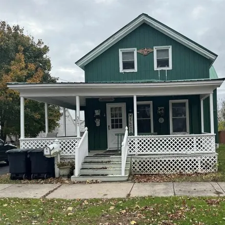 Buy this 5 bed house on 317 Barre Street in City of Ogdensburg, NY 13669