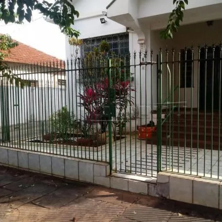 Buy this 5 bed house on Rua Major Carvalho Filho in Vila Ferroviária, Araraquara - SP