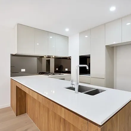 Image 5 - Rosebery Avenue, Rosebery NSW 2018, Australia - Apartment for rent