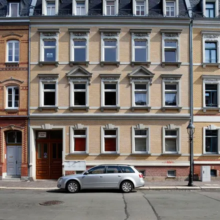 Rent this 4 bed apartment on Heinrich-Heine-Straße 28 in 08058 Zwickau, Germany