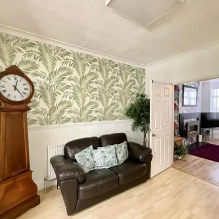 Image 7 - Wheatley Grove, Sheffield, S13 8HZ, United Kingdom - Duplex for sale