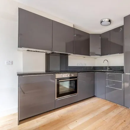 Rent this 1 bed apartment on Springfield Methodist Church in Wandsworth Road, London