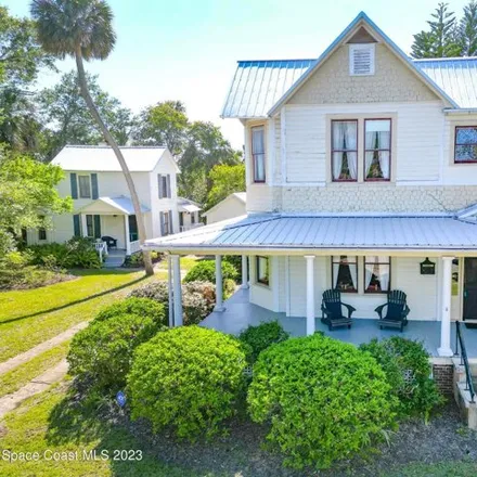 Buy this 6 bed house on 602 Indian River Ave in Titusville, Florida