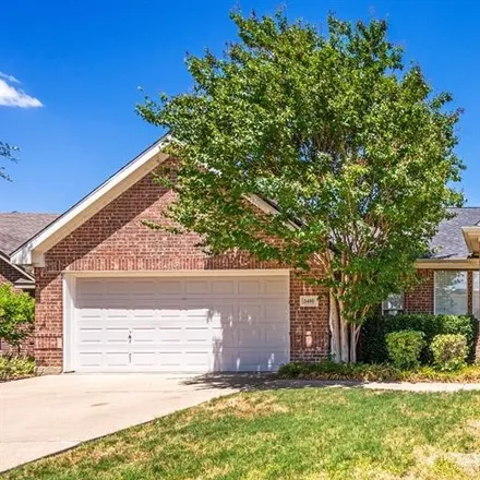 Buy this 3 bed house on 2405 Richmond Circle in Mansfield, TX 76063