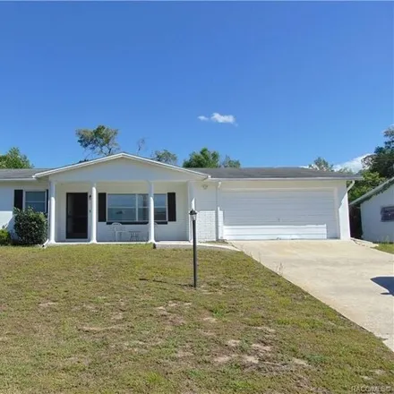 Buy this 2 bed house on 387 South Jefferson Street in Beverly Hills, Citrus County