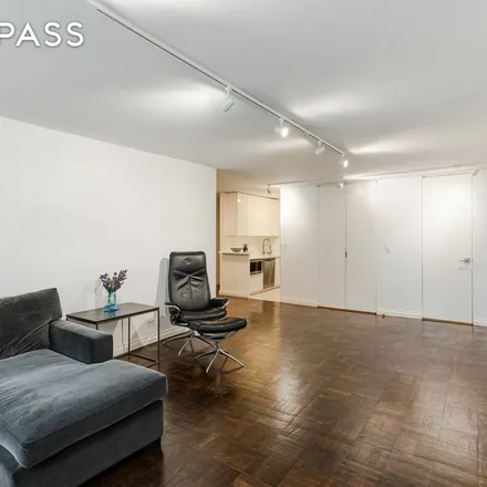 Rent this 2 bed apartment on 590 3rd Avenue in New York, NY 10016