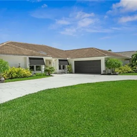 Image 2 - 1922 Imperial Golf Co Blvd, Naples, Florida, 34110 - House for sale