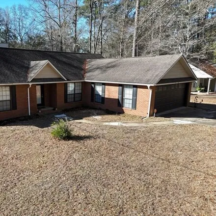 Buy this 3 bed house on 147 Eagles Landing Drive in Thomasville, GA 31792