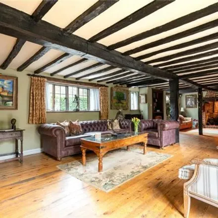 Image 2 - Wistaria Cottages, Village Road, Denham Green, UB9 5BH, United Kingdom - House for sale