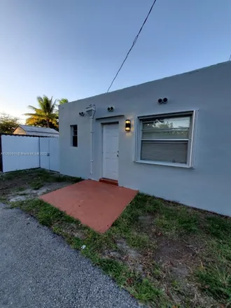 Rent this 2 bed house on 140 South Dixie Highway in Hollywood, FL 33020
