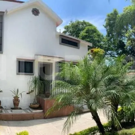 Buy this 5 bed house on Calle Tingüindín in 62050 Cuernavaca, MOR