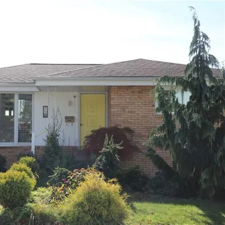 Buy this 3 bed house on 39 East 4th Avenue in Latrobe, PA 15650