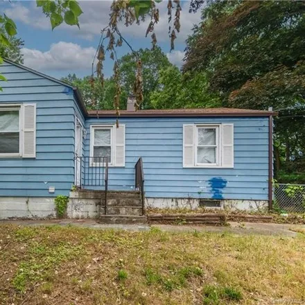 Buy this 3 bed house on 636 Gidney Avenue in Balmville, Newburgh