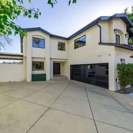 Image 2 - 3297 Wrightwood Drive, Los Angeles, CA 91604, USA - House for sale