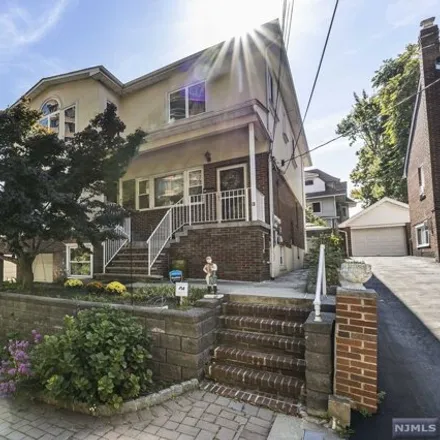 Buy this 6 bed house on 14 Lafayette Avenue in Grantwood, Cliffside Park