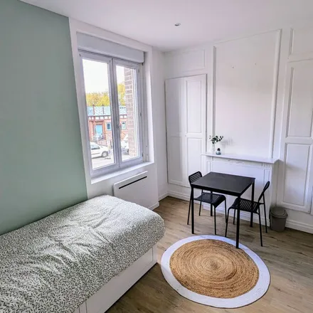 Image 5 - 3 Boulevard du Cange, 80000 Amiens, France - Apartment for rent
