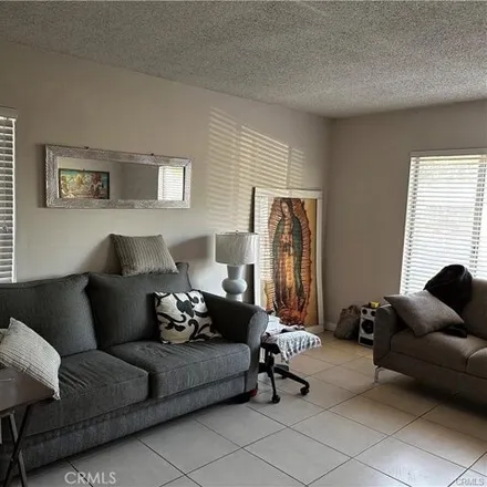 Image 3 - 7207 Cravell Ave, Pico Rivera, California, 90660 - House for sale
