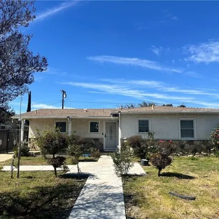 Rent this 3 bed house on Arma J Shull Elementary School in 825 North Amelia Avenue, San Dimas