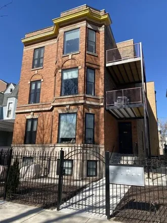 Image 1 - 1242 West Argyle Street, Chicago, IL 60640, USA - House for sale