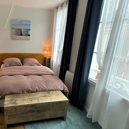 Rent this 1 bed apartment on 14360 Trouville-sur-Mer