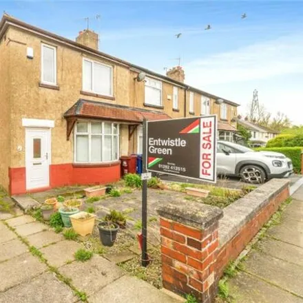 Buy this 3 bed house on Caernarvon Avenue in Padiham, BB12 6BD