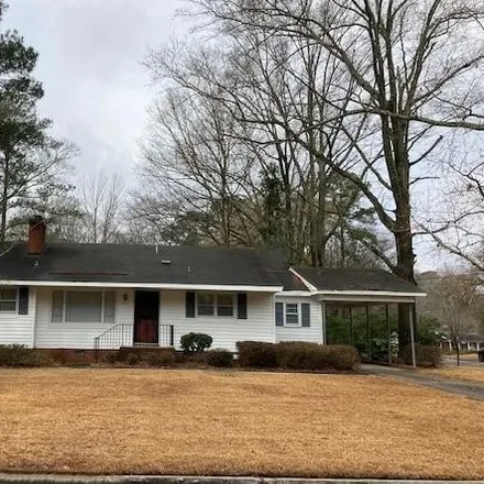 Rent this 3 bed house on 1801 Fairview Way in Oakmont, Greenville