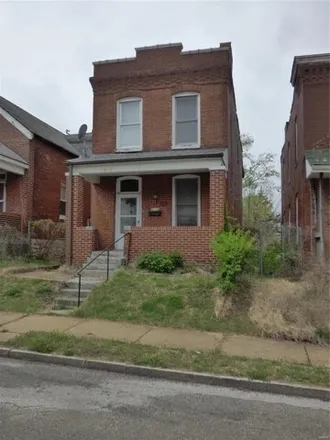 Buy this 5 bed house on 4127 Camellia Avenue in St. Louis, MO 63115