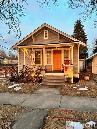 Rent this 3 bed house on 118 Jackson Avenue