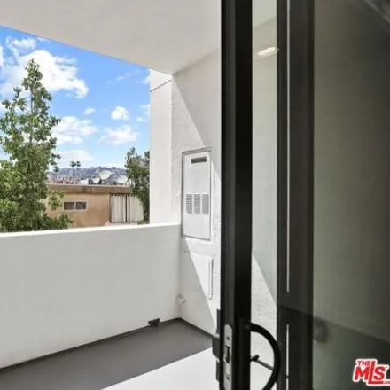 Image 7 - 1319 N Martel Ave Apt 202, Los Angeles, California, 90046 - House for rent