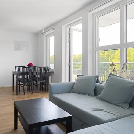 Rent this 1 bed apartment on Spikskogatan 20  Stockholm 125 47