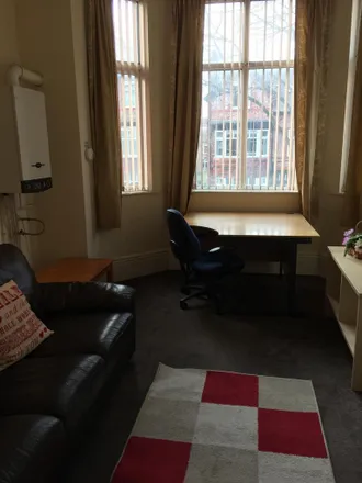 Image 2 - 353 Wilbraham Road, Manchester, M16 8NP, United Kingdom - Apartment for rent