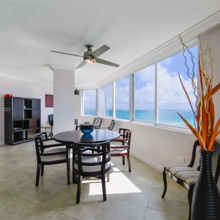 Image 4 - Burleigh House Condominium Inc., 7135 Collins Avenue, Atlantic Heights, Miami Beach, FL 33141, USA - Condo for rent