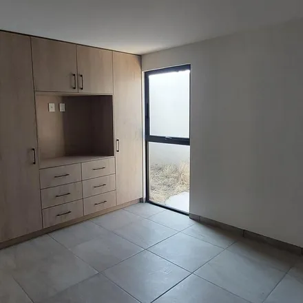 Buy this studio apartment on Reserva Xilitla in Delegaciön Santa Rosa Jáuregui, San Isidro El Viejo