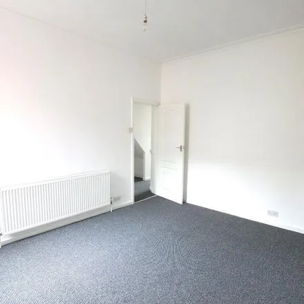 Image 3 - Patterdale Road, Liverpool, L15 5AE, United Kingdom - Apartment for rent