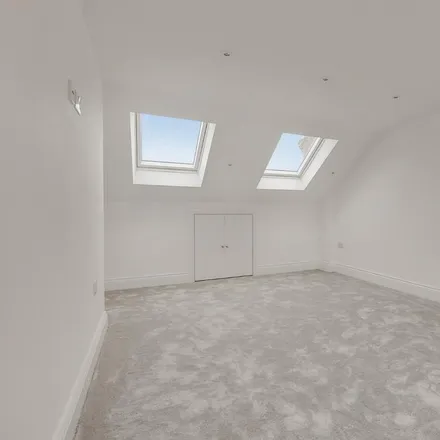 Image 3 - Coleman Road, London, DA17 5AN, United Kingdom - Duplex for rent