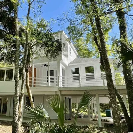 Buy this 3 bed house on 26 City Park Avenue in Shell Island, Wakulla County
